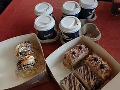 -红宝石·鲜奶小方·海派西点房(丰庄店)