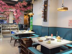 -贵府酸汤牛肉火锅·贵州老字号(飞山街店)