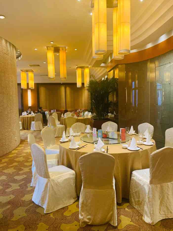 重庆解放碑皇冠假日酒店·雅轩中餐厅