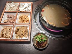 -芸鲜季·云南野生菌餐厅· 云南风物味研社(闵行店)