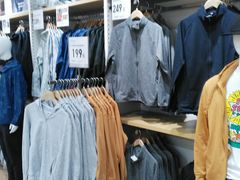 -优衣库(北京万柳华联购物中心店)