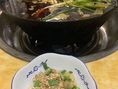 蘸料油碟-石灰市毛记烧鸡公(解放碑店)