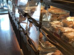 面包甜点陈列柜-新侨三宝乐面包店(崇文门店)