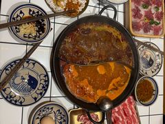 -旧街市鲜货老火锅(大光路店)