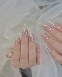 -LILY NAILS美甲美睫