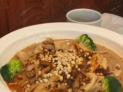 -江城小馆陕南妈妈菜·全球旅行餐厅(钟楼店)