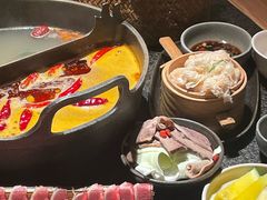 -三出山火锅(南京万象天地店)