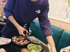 -臻牛烤肉