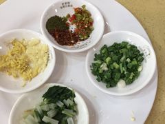 -桥香园云南过桥米线(金马碧鸡店)