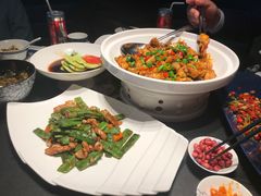 紫苏香辣牛蛙-凤凰湘语(浦东旗舰店)