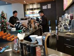 -星巴克臻选(周浦万达店)