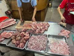 -标记美食新鲜猪杂(兴南大道店)
