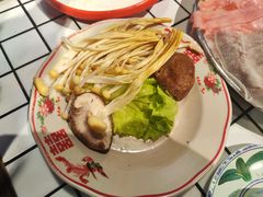 -六婶老火锅(交通大学直营店)