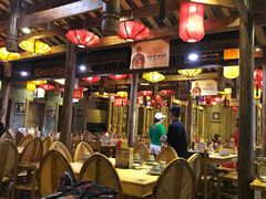大堂-老凯俚酸汤鱼(鸿通城店)