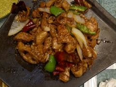 -老码头黑皮肘子锅包肉熏酱水饺(文政街店)