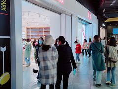 -名创优品(山东青岛华润万象城店)