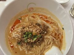 -晶荷轩(香港迪士尼乐园酒店)