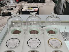 -UNI UNI(环亚凯瑟琳店)