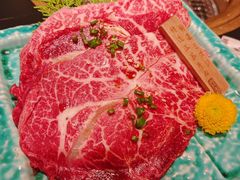 -山川小町·极番烧肉(新地假日广场店)