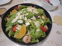 鲜虾牛油果沙拉-7senses(金狮广场店)