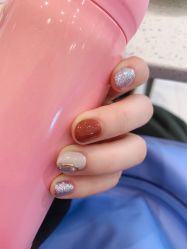 -花系美·美甲美睫精品店
