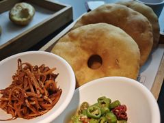 -鸽子侯·家宴·平价海鲜(市图书馆店)