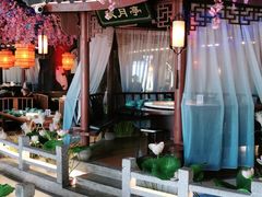 -荷塘秋月·本帮江浙菜(国权路店)