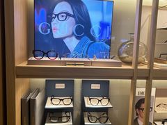 -茂昌眼镜(南京东路店)