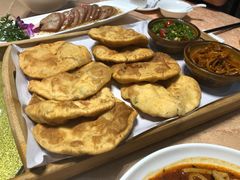 -老兰家传统烧烤炒菜泡馍(小南门店)