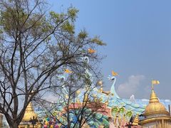 -七彩云南欢乐世界