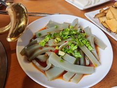 鸡豆凉粉-食全酒美·野生菌腊排骨餐厅(木府店)