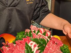 -铭牛烧肉·和牛海鲜自助(高新月牙湖店)