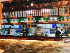 -弄堂咪道-饭香·面香·馄饨香(钦州北路田尚坊店)