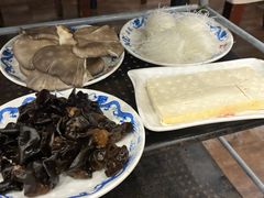 -鑫龙火锅城(青岛分店)