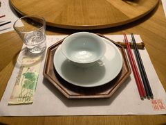 -荷风细雨·中国茶宴(世纪大道店)
