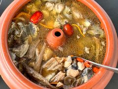 滴水不加汽锅鸡-云隐小厨·传统大理美食(复兴路店)