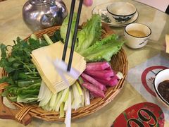 -鹤乡东北菜(崮山路店)