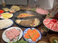 -萍姐火锅·公路夜市(武汉首店)