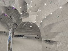 -涨巢·潮玩水疗局