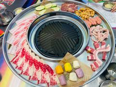 -哈哈碳都·牛肋条无限自助烤肉(宝龙店)