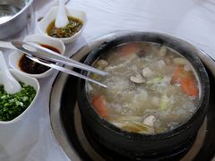 -鲁朗纳麦石锅鸡庄园