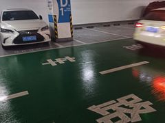 -长泰广场·地下停车库