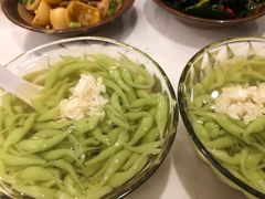 -李与白包子铺(桐梓林店)
