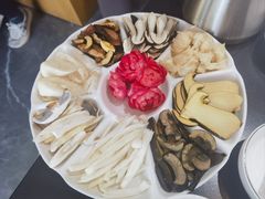 -野菌皇海景野生菌火锅(滨海大道店)