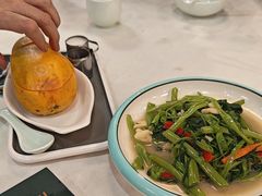 -五谷芳乳鸽王(梅沙老店)