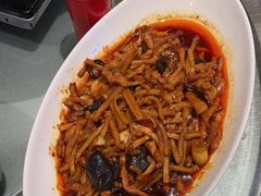 -辛香味烧鱼馆·非遗技艺·排骨红烧肉(光谷医药园店)