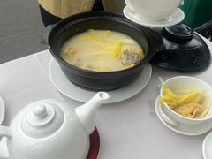 砂锅花胶响螺汤-金悦轩海鲜城(渔人码头店)