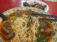 -金杨拉面王小吃面馆·牛三宝面·红烧牛肉粉