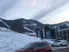 -鳌山滑雪度假区
