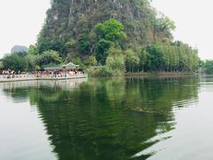 -星湖旅游景区七星岩